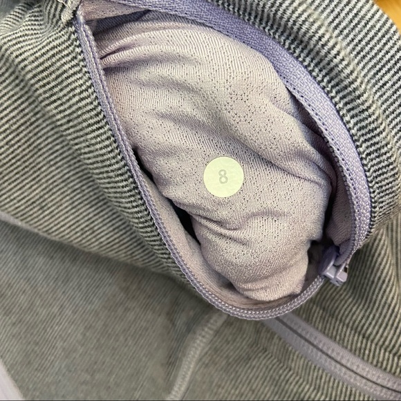 Lululemon Athletica Women’s Scuba Logo Zip Up Hoodie 8 - Picture 8 of 9